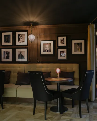 Intérieur élégant dans une maison close, Felina Madrid